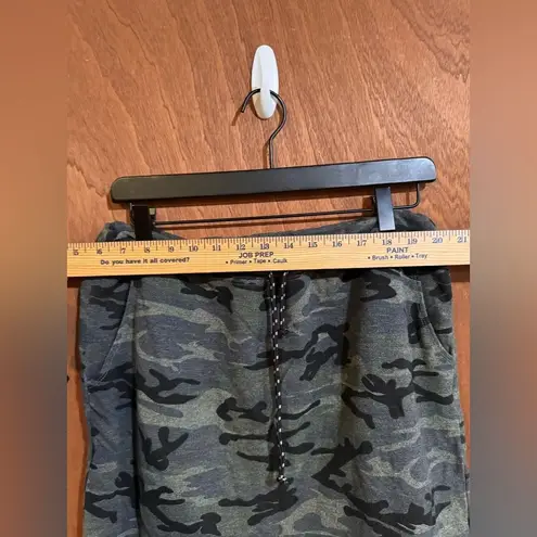 Sundry  Camo mini skirt‎ size 3 (L) - Image 6