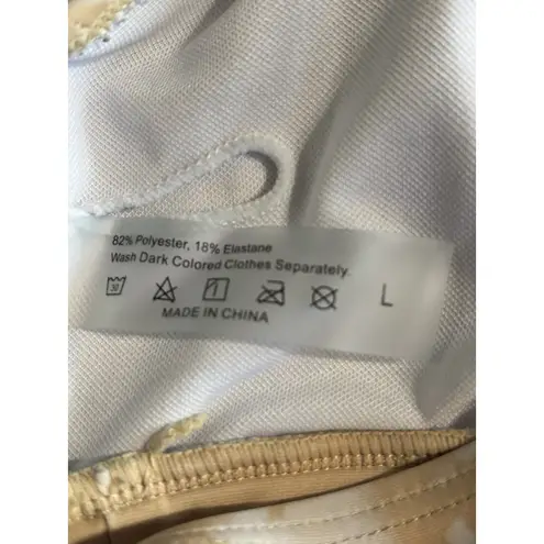 Tan/White Tie Dye Bikini Top Removable Pads Size L Halter Ties Elastic Hem Tan Size L