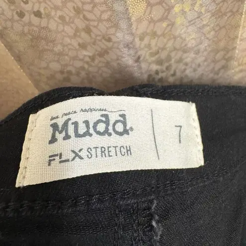 Mudd  Black Denim Flx Stretch Distressed Lace Pocket Shorts Size 7 - Image 3
