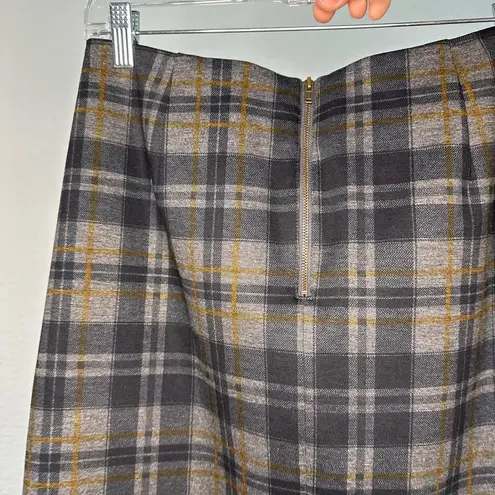 CAbi  Step Out Stretch Plaid Career Midi Pencil Skirt Sz 6 NWT Work Classic