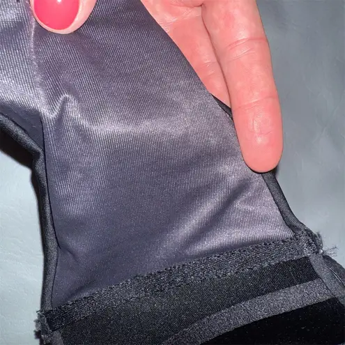 Maidenform Women's Strapless Bra 38D Black Convertible Straps