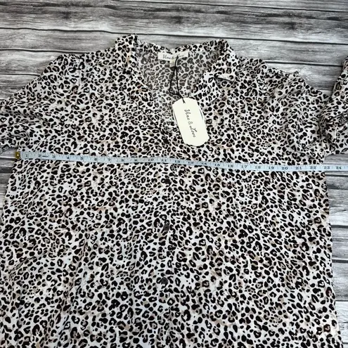 Vine & Love Women's Animal Print Collared Blouse L LG Large Cream Brown Cheetah