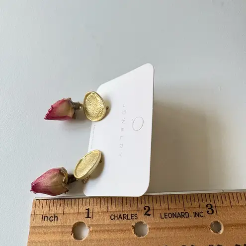 Vintage Style Natural Dried Rosebud pink Earrings Gold Textured Stud Floral new Gold