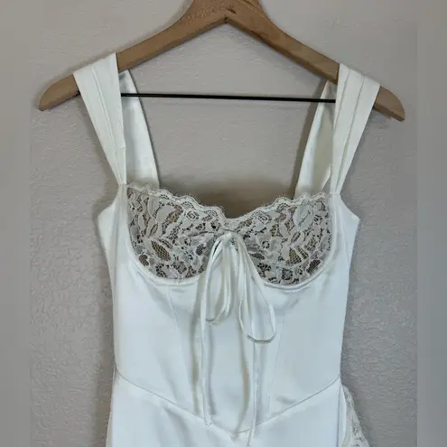 Miss Circle Freddie White Lace Satin Maxi Corset Dress size XXS US 0