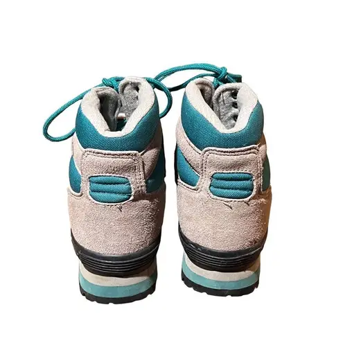 New Vintage Vasque 7591 Khaki Green Suede Hiking Boots Clarion 88 Goretex 9.5