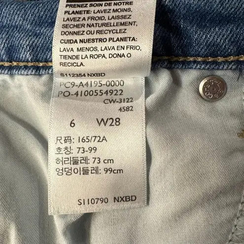 Denizen from Levi's Denizen Levi’s SZ 6 '90s Loose Jean Shorts Hi-Rise Frayed Hems Zip-Fly Stretch