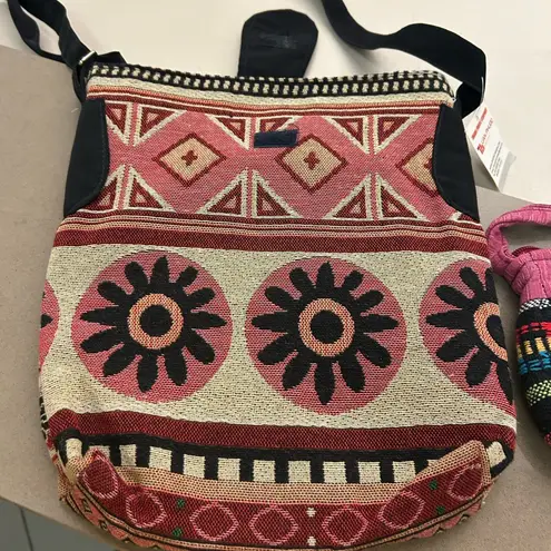 Bags Artisan Pink and Black Crossbody Bag Set Thuan Phuoc
2 bags excellent shape