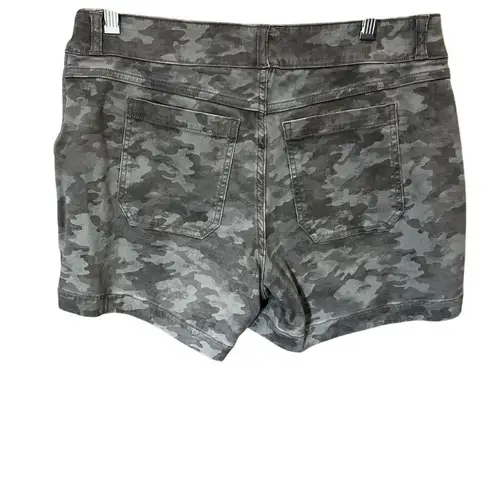 Spanx  Women's Camo Utility Shorts Gray Size Large High Rise Pull On - Image 2