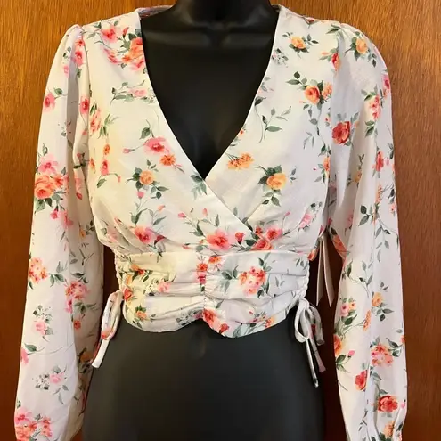 🆕 Meraki White & Floral Long Sleve Crop Top with Sinch Sides Size XS