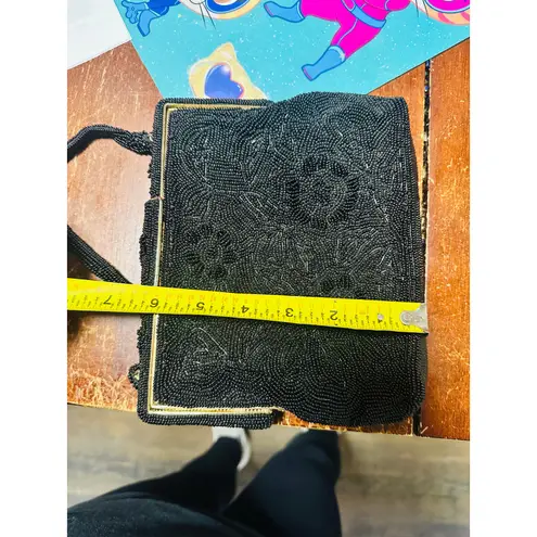 Vintage 70s/80s Black Beaded Embroidered Clutch Closure Beaded Handled Handbag