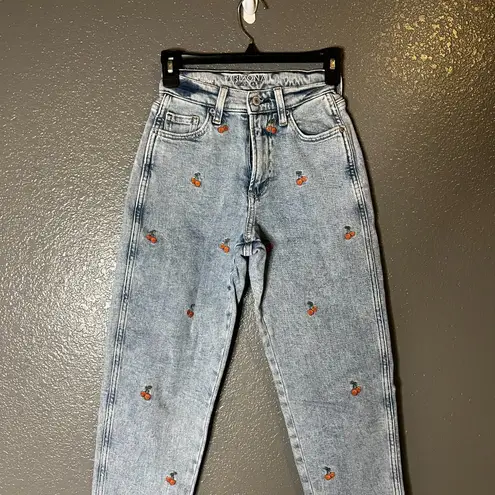 Arizona High Rise Mom Jeans Women’s 9 Light Wash Cherry Embroidered Denim