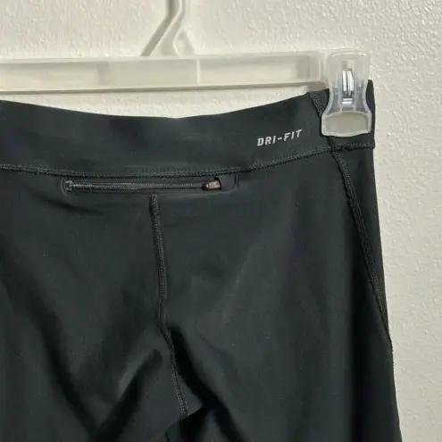 Nike  Dri-Fit‎ Women Black Capri Leggings Shorts Size XS.