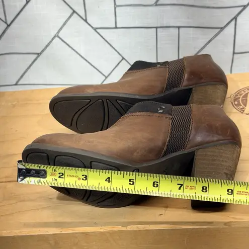 OLUKAI WOMEN'S HO'OU'I Leather Heeled Booties Brown Size 8.5