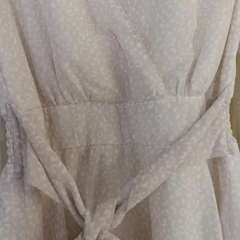 Japia womens dress sheer tan patterned ruffled ties with belt size Small