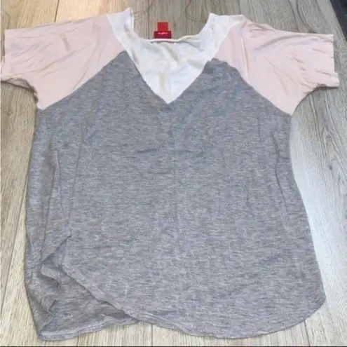 Daytrip  grey pink white short sleeve shirt top