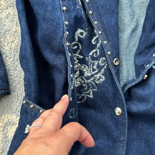 Vintage Pretty Bleu Denim Embroidered Studded Jacket Blue Large