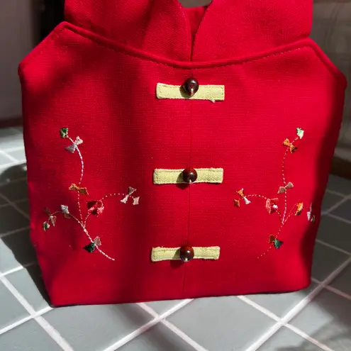 NWOT Red Chinese Qi Pao Dress Shirt Style Small Handbag Embroidery Button Up