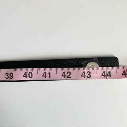 Adrienne Vittadini Black and Silver Belt Snakeskin Detail Size Large/XL