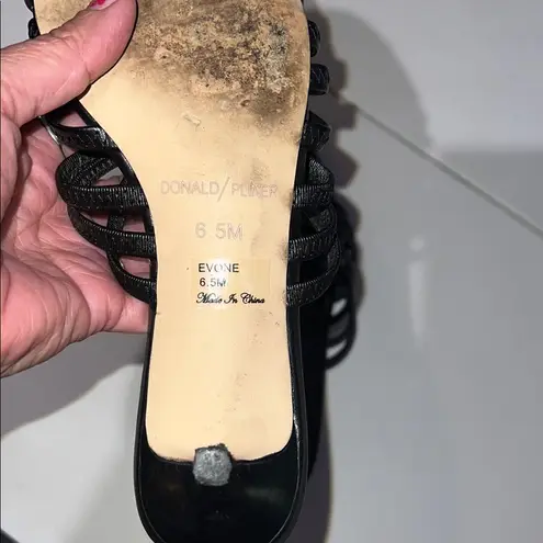 Donald J. Pliner Women's Black Strappy Sandals kitten heel Size 6.5