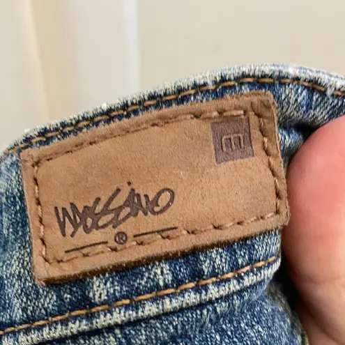 FINAL MARKDOWN Junior mossimo jeans 13 Size undefined