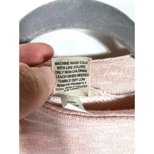 Duluth trading pink sweatshirt with pockets Size M