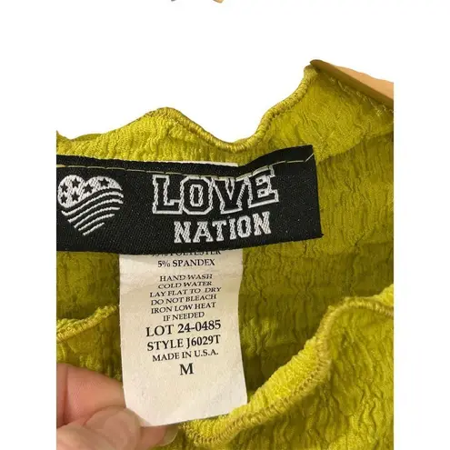 Love Nation Sleeveless Top Size Medium Cropped Tank Blouse Green Textured NWT