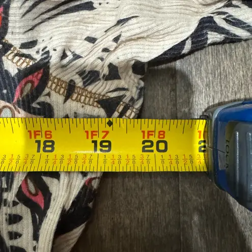 One World Bohemian Print Top with Red and Black Accents Size PL Y2K Hippie Beads