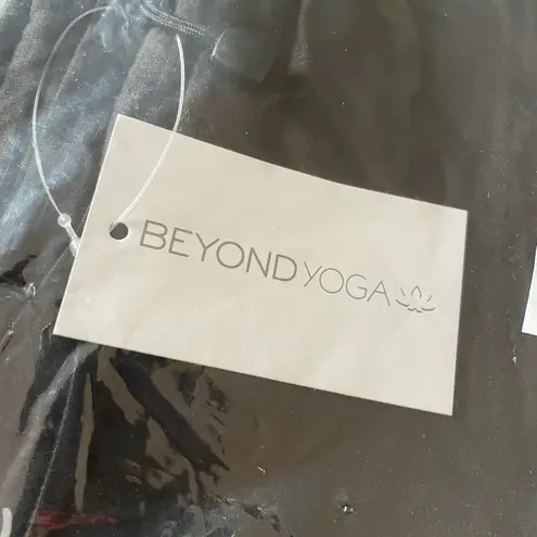 Beyond Yoga ⭐️NEW⭐️ INFINITY SCARF