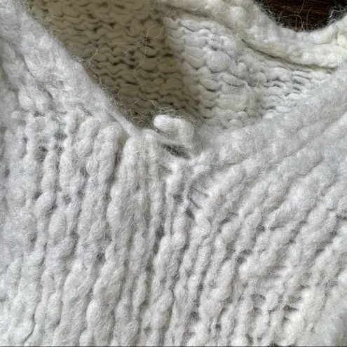 Line The Label White Baby Alpaca & Wool Blend V Neck Cropped Sweater Size XS