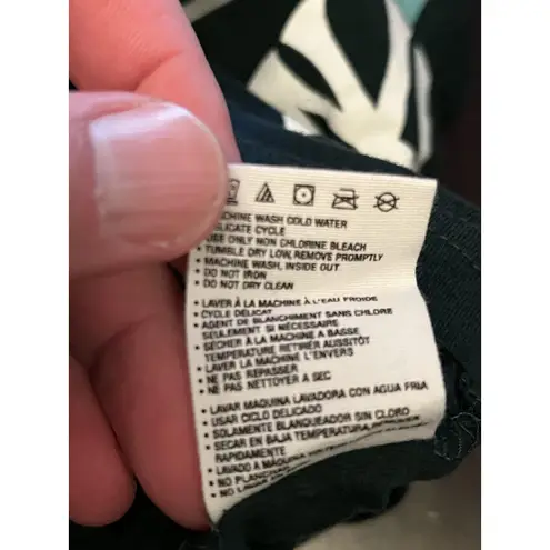 New York Yankees Shirt Womens XS Navy Blue MLB Baseball New Era V Neck Striped