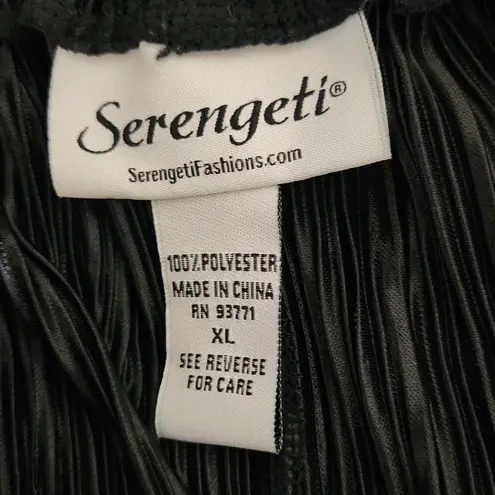 Serengeti Black Pleated Wide