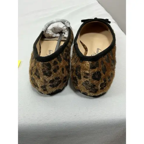 Penny Loves Kenny Womans NWOT Nip Animal Print Slipon Ballet Shoes 6M