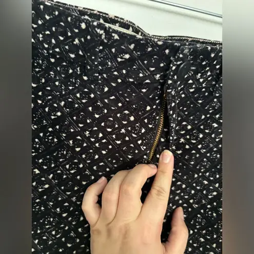 Pilcro and the Letterpress Serf printed skinny pants size 27 97% cotton