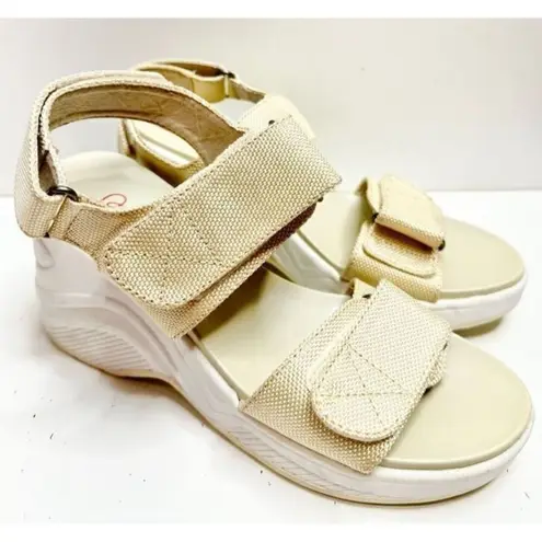 Blondo Wedge Sandals Size 7 Adjustable Straps Comfort Casual Beige Waterproof