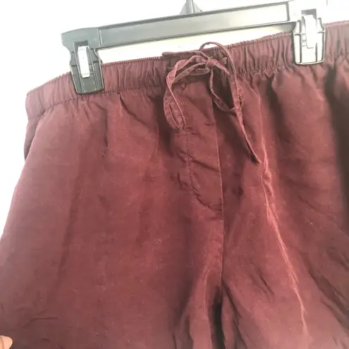 Gap Burgundy drawstring shorts women size large with pockets maroon dark red