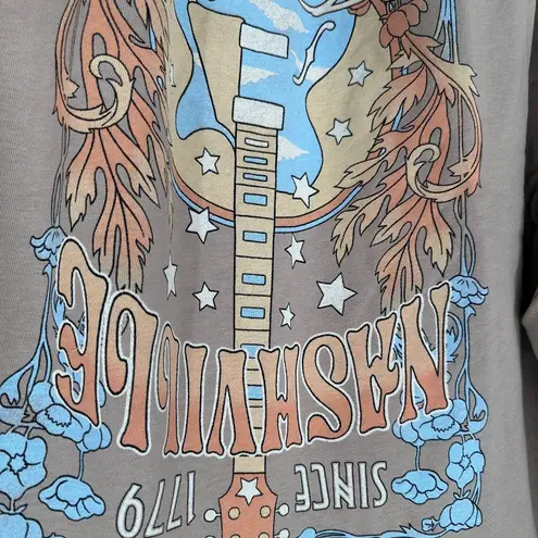 Lotus Fashion Nashville Graphic Sweatshirt size Medium Long Sleeves Taupe Crew Tan