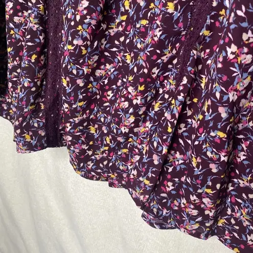 simply styled Long Sleeve Floral V-Neck Crochet Lace Peasant Blouse Medium Top