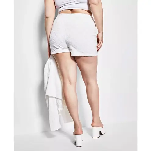 NWT! Royalty By Maluma Ivory Crown Embossed French Terry Shorts Medium