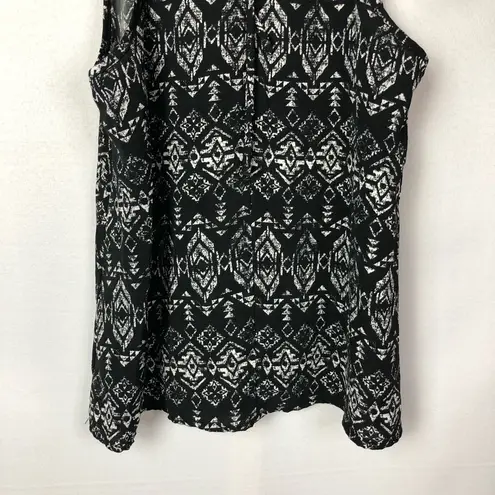 Acemi Boutique Black & White Geometric Printed High Neck Tank Top S