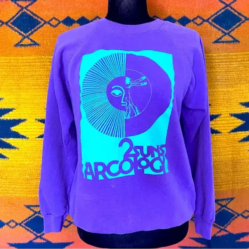 Hanes VTG 90’s Graphic Crewneck Pullover Sweater. . Medium. 2 Suns Arcology. USA.