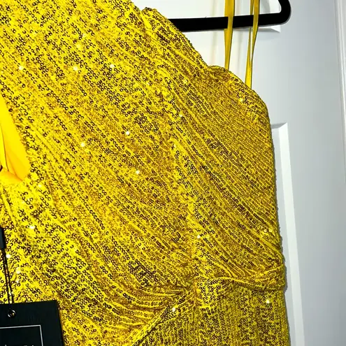 Mac Duggal NWT Yellow Sequined Ruched One Shoulder Gown - 26694