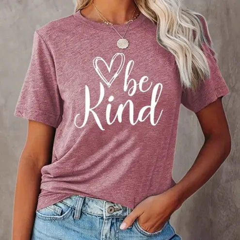 "BE KIND" GRAPHIC PINK MAUVE T
