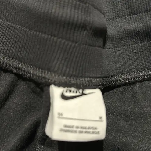 Nike NWT  WOMEN'S SPORTSWEAR PHOENIX FLEECE HIGH-WAISTED CROPPED SWEATPANT