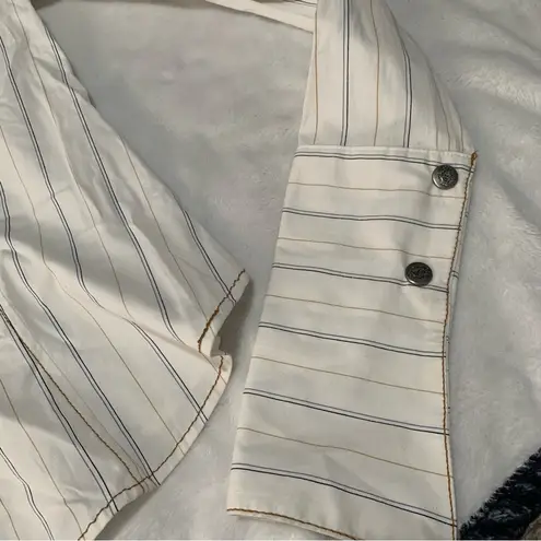 Jessie USA size large Striped Shirt with Butterfly Detail 90s y2k whimsigoth rod White