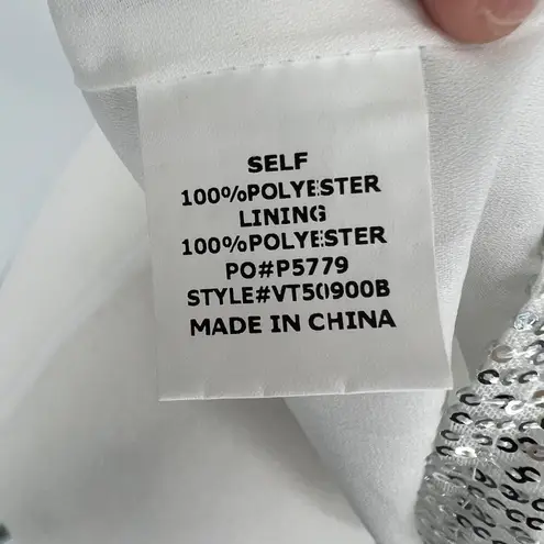 Vine & Love Silver Sequin Sleeveless Party Night Out Tank Top Size Medium NWT