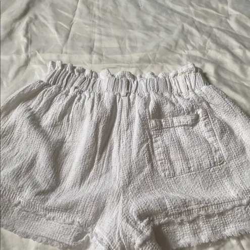 High Waist White Textured Shorts Size M