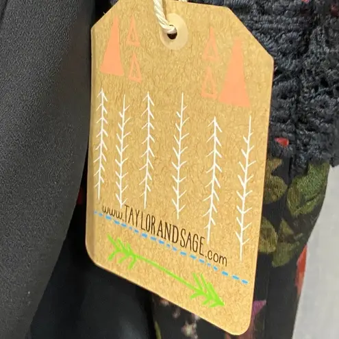 Taylor & Sage NWT Dark Floral Bell Sleeve Dress Whimsygoth Fairycore L