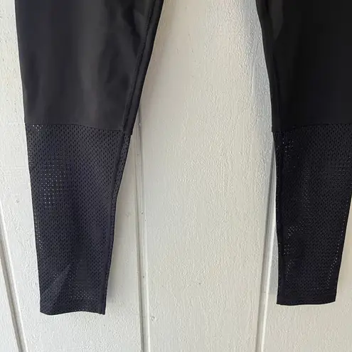 Splits59 Hurdle Mesh Panel Leggings in Black Size M Size M