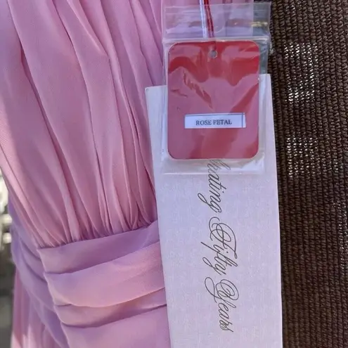 Madeline Gardner Formal Dress Women’s Sz 8 Pink Rose Long Dress MoriLee NWT