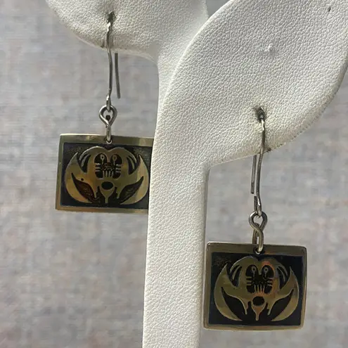 Unique Bat Wings Design Square Dangle Drop Earrings Gothic Grunge Mystical Gold